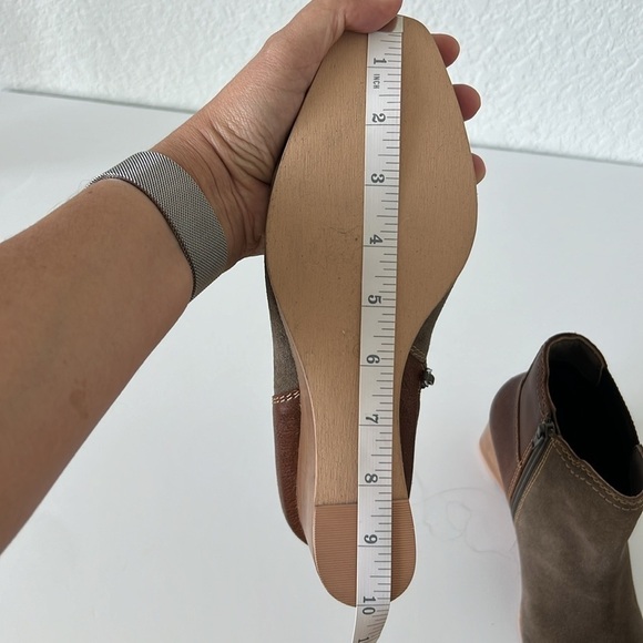 NWOB DIBA True Drum Roll Wedge Booties - Picture 12 of 16